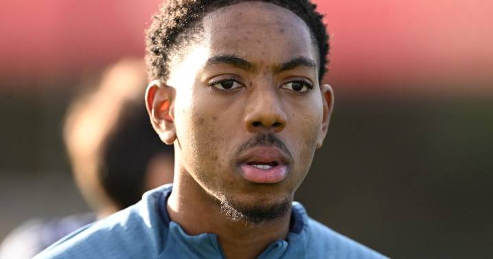 Mikael Silvestre makes Myles Lewis-Skelly transfer prediction after Chelsea rumours