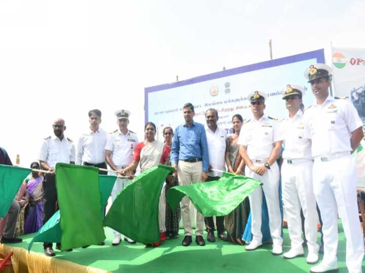 Tamil Nadu sends relief aid to Cyclone