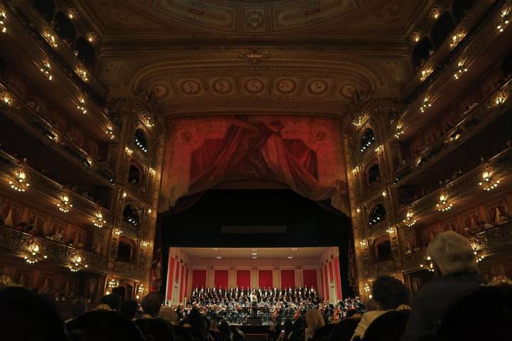 Teatro Colón. Una gala de excelencia musical para celebrar los 100 años de su Coro y Orquesta Estable