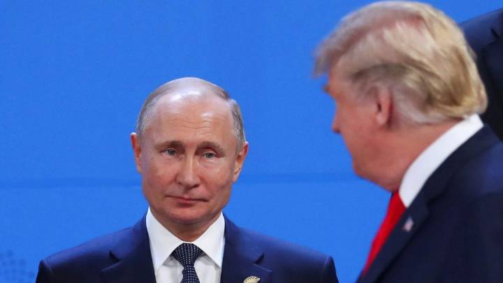 Amid US threats, Putin affirms support for Venezuela’s Maduro