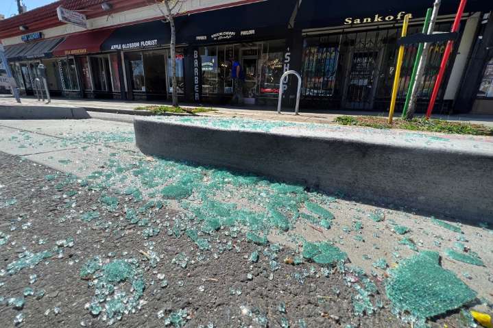 One group came to Oakland for drinking and dining, another for ‘bipping’ and boosting. It ended in murder.