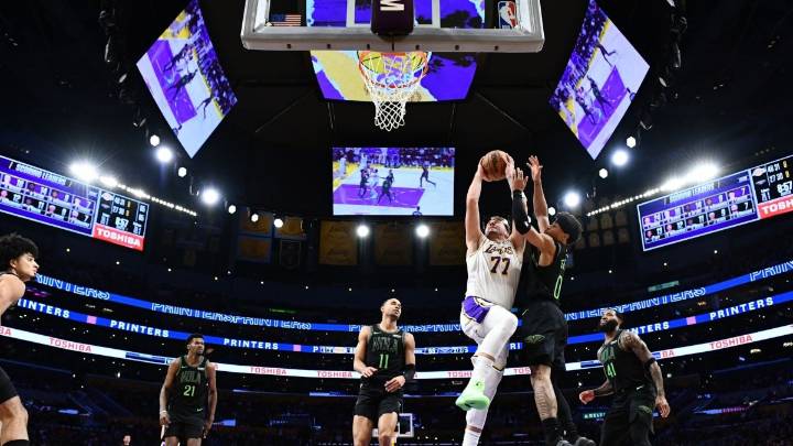 Watch highlights of the Lakers’ 133-121 win over the Pelicans – NBC Bay Area