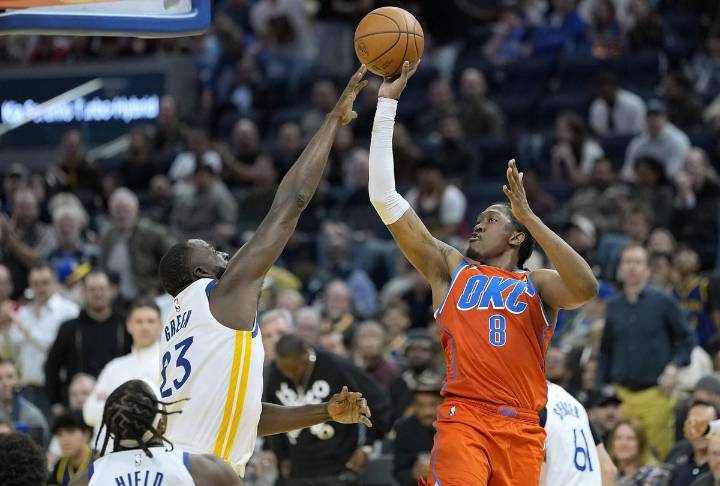 Can the Thunder break Golden State's 73-win record? The Warriors say yes