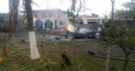 Explosión de coche bomba deja dos muertos y siete heridos en Coahuayana, Michoacán