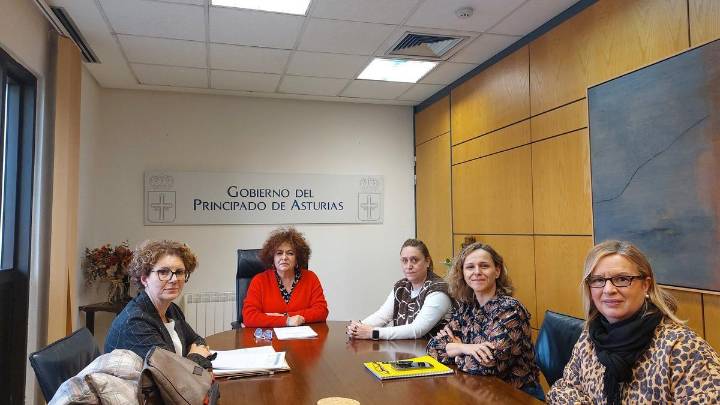 Monumental enfado en Navia con el Principado por un proyecto clave para sus mayores: una situación "preocupante y desilusionante"