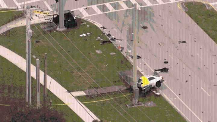 Police investigating fatal crash on University Drive in Davie