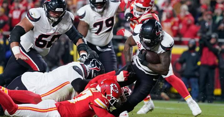 Texans stifle Patrick Mahomes and Chiefs in 20-10 victory to keep pace in AFC South race
