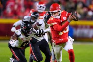 Texanos frenan a Mahomes y Kansas City