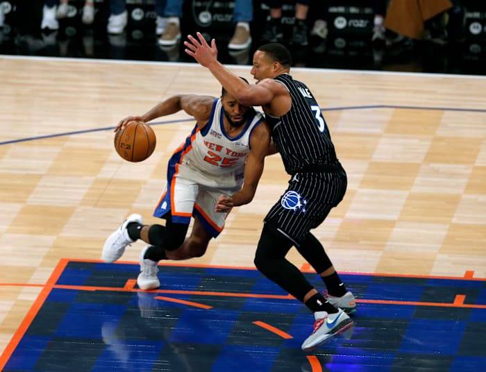 Brunson, Hart lead the Knicks to a 106-100 victory over the Magic