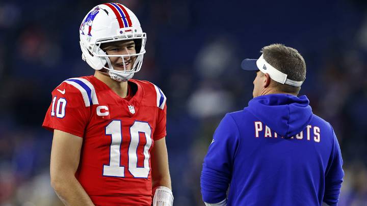 Patriots Mailbag: Offensive adjustments, wide receiver upgrades and more