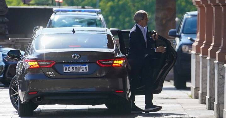 Semana financiera clave: el Gobierno emite deuda en dólares y el mercado espera el dato de inflación