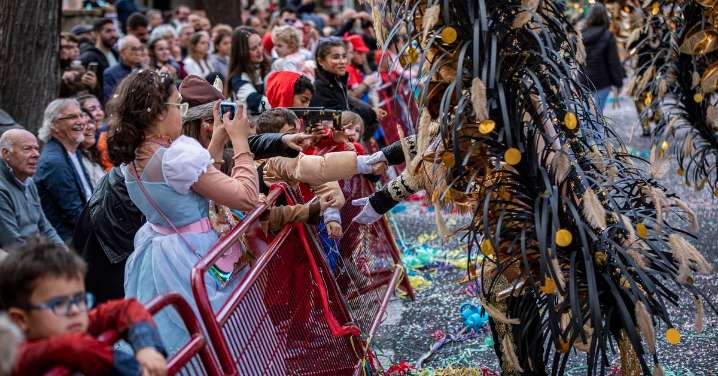 Cádiz mira al Carnaval 2026 en plenas fiestas navideñas