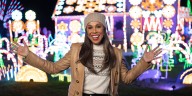 ‘The Great Christmas Light Fight’ Season 13: Judges, Premiere Time & How to Watch! | ABC, Carter Oosterhouse, Taniya Nayak, Television, The Great Christmas Light Fight | Celebrity News and Gossip | En