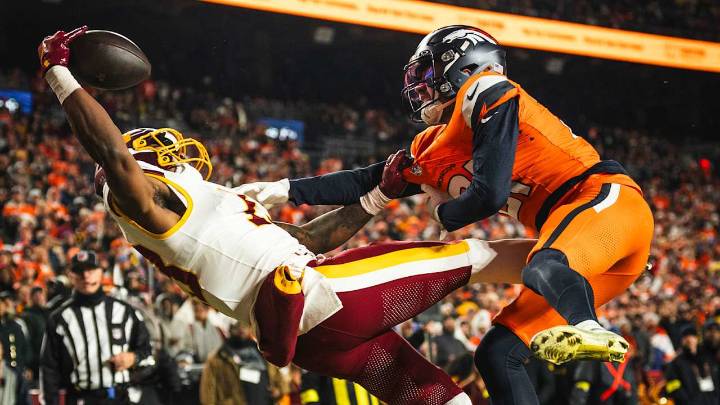 'low-key guy' Treylon Burks makes standout catch of the year