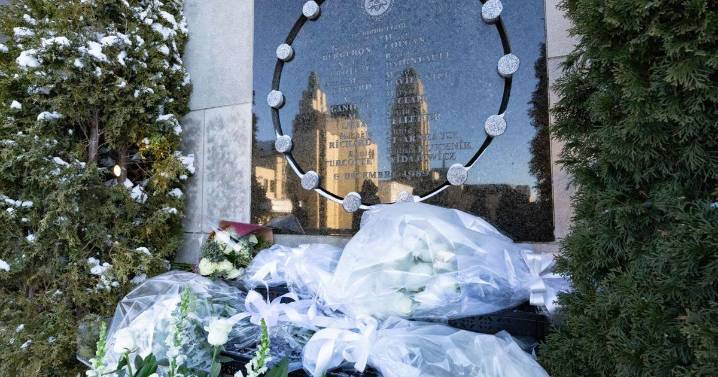 Polytechnique expands scholarship program to 14 women in memory of 1989 tragedy