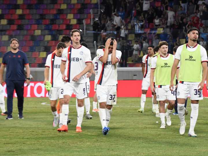 San Lorenzo no juega y tampoco entrena: los jugadores "frenaron" su actividad por otro incumplimiento del presidente Moretti