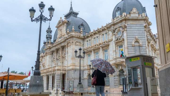 Cielos nubosos y temperaturas con pocos cambios en la Región de Murcia