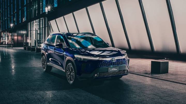 Cuánto cuesta el Toyota Corolla Cross en diciembre 2025