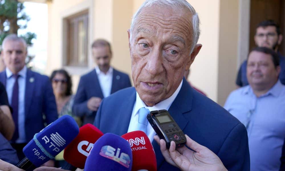 El presidente de Portugal será operado de urgencia por una hernia encarcelada