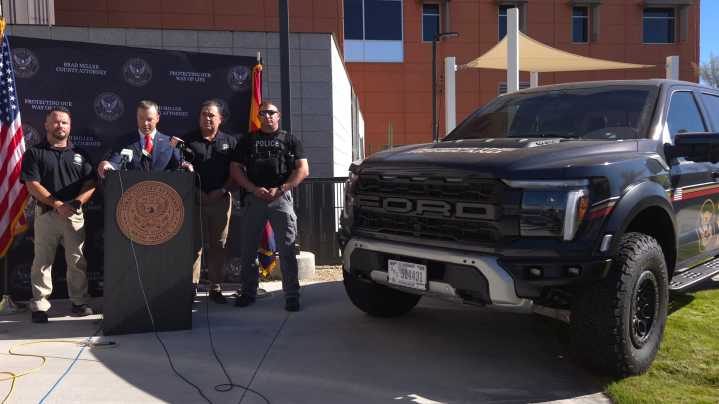 Diez agencias policiales colaboran con ICE en Arizona. ¿Cuáles son?