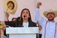 Presunto ‘halcón’ se infiltra en evento de la alcaldesa de Uruapan pese a operativo de Marina y Guardia Nacional