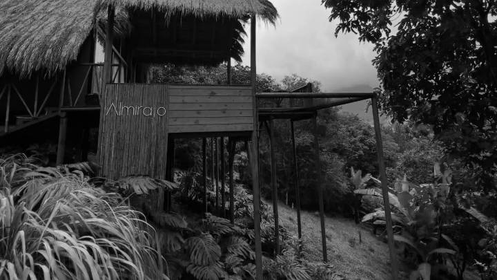 Pareja habría sido atacada en un glamping en Cali: ladrones los robaron y presuntamente abusaron de la mujer