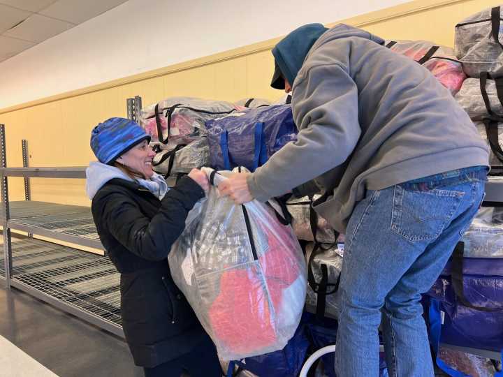 Thrift shop moving to Metacom