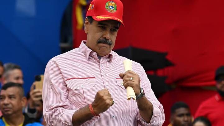 Maduro desafía a EE.UU. y afirma que “nadie” lo sacará del poder en medio de creciente tensión militar