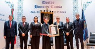 Enrique Ramírez recibe Doctor Honoris Causa de la UMSNH