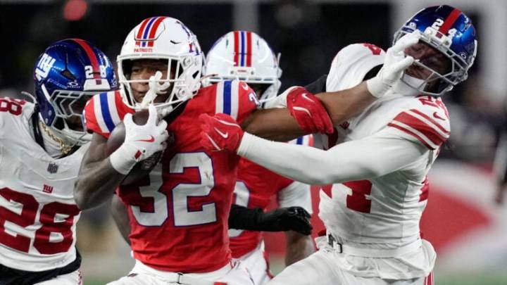 TreVeyon Henderson named NFL offensive rookie of the month