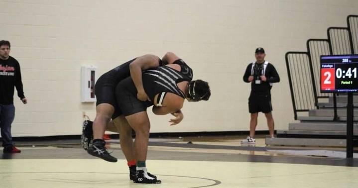 The Colony boys wrestling benefiting early from tough offseason