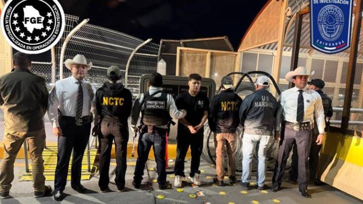 Entrega Chihuahua a EUA a joven buscado por homicidio en Texas