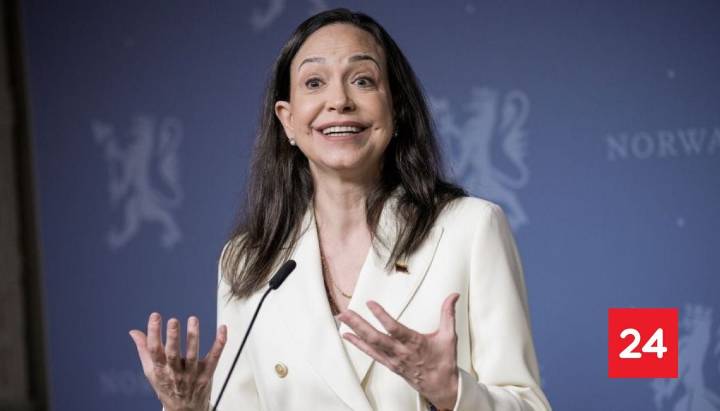 Machado dice que trabaja con el gobierno de EEUU, pero no está implicada en sus operaciones