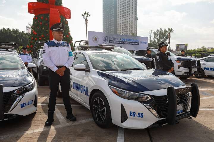 ESTRENO NAVIDEÑO; LLEGAN NUEVAS PATRULLAS A LEÓN