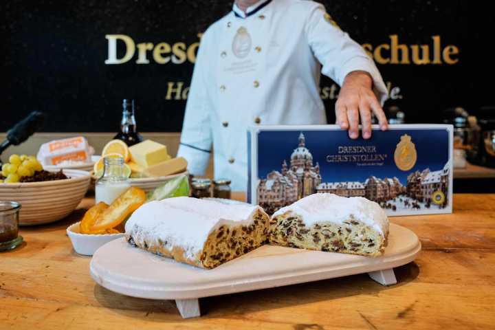 German bakers bring Christmas specialty to life with rich tradition and sweetness