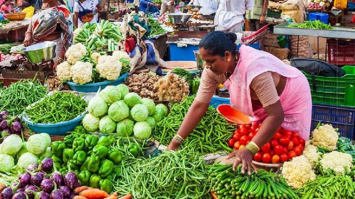 India's CPI Inflation Inches Up To 0.71% In November 2025