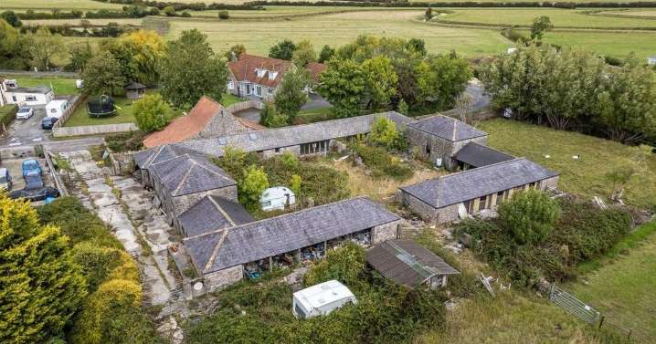 Bristol auctioneer picks his two favourite properties of 2025