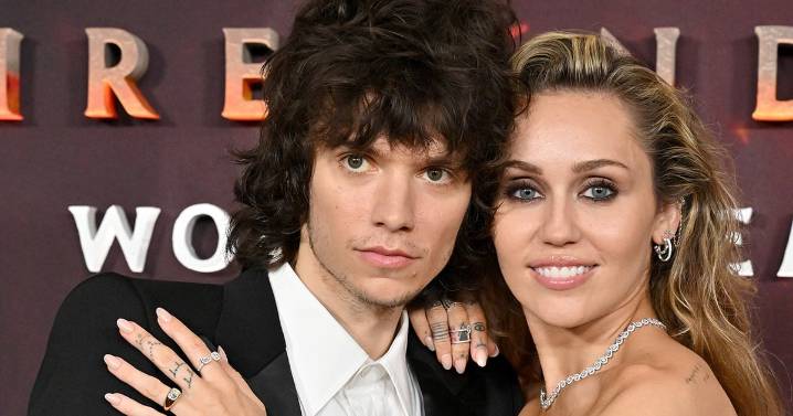 Miley Cyrus, Maxx Morando Engaged