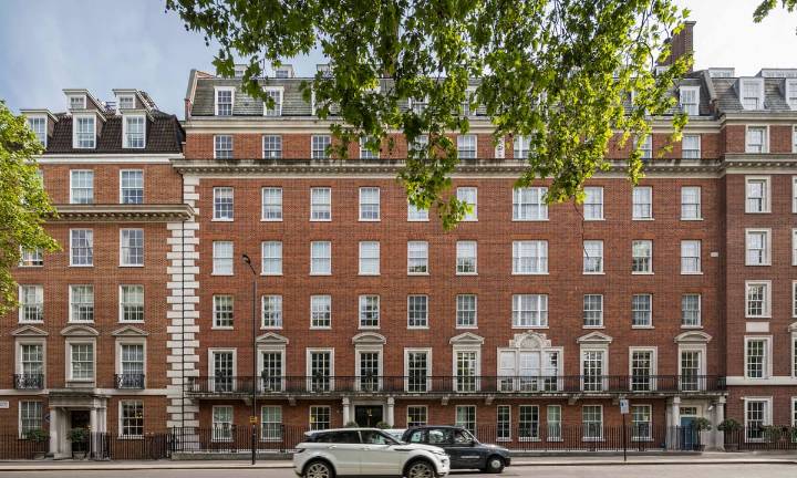 ‘Large cupboard’ helps owners of £18m London flat slash £1.7m stamp duty bill