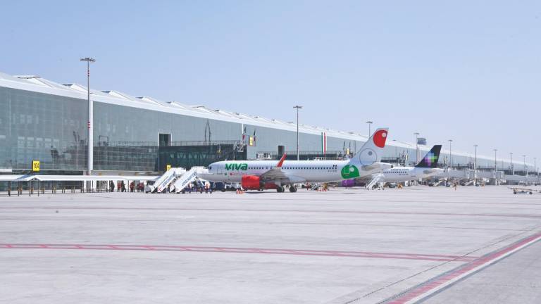 Aerolíneas de carga no quieren volver al AICM, afirma Sheinbaum