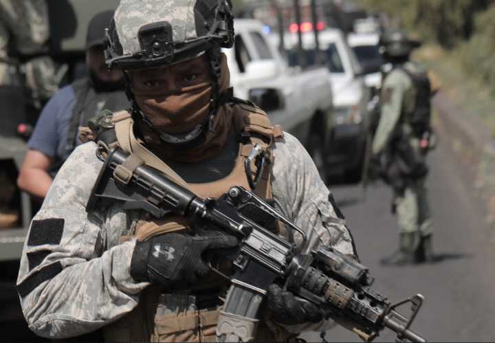 Aseguran más de 74 mil litros de ‘huachicol’ en Coahuila y Jalisco