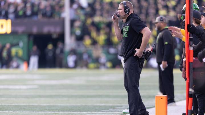 Sources: Cal targeting Oregon DC Tosh Lupoi to be next coach