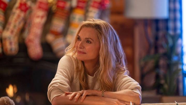 Movie Review: Holiday movies, and moms, deserve better than 'Oh. What. Fun.'