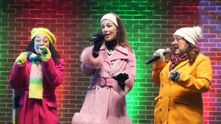 Light Up Downtown kicks off holiday season in Canton. See the photos