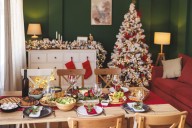 Create your own place markers for holiday gatherings