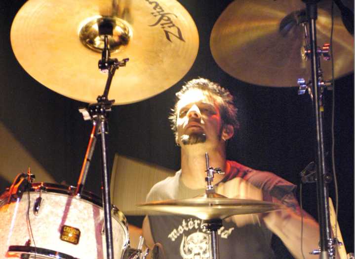 Country and rock star dead at 59 after cancer battle: ‘We lost a dear friend’