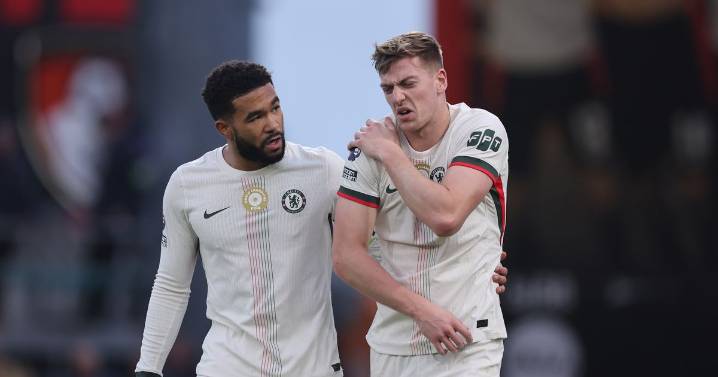 Enzo Maresca gives worrying Liam Delap injury update after fresh blow for Chelsea star