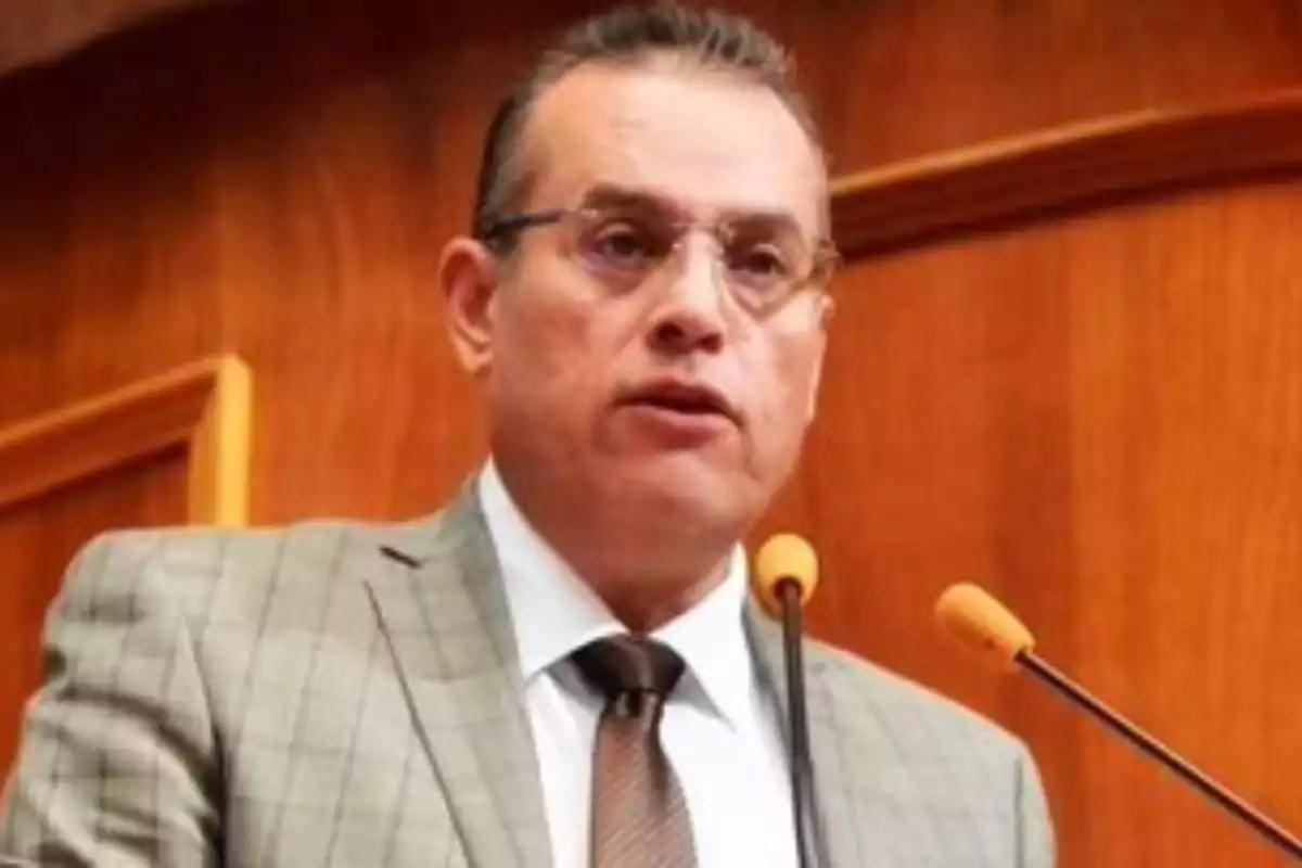 Renuncia el titular de la Junta de Caminos del Edomex tras escándalo en Metepec: Ariel Juárez deja el cargo