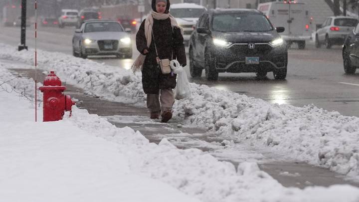 Northeast prepares for first major snowstorm of season