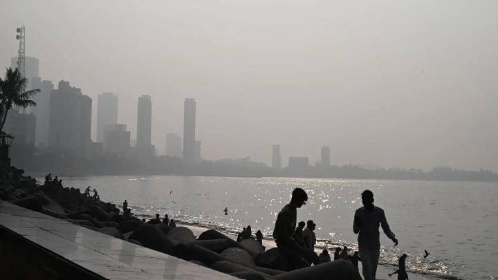 Mumbai weather update: Clear skies and mild temperatures expected in city